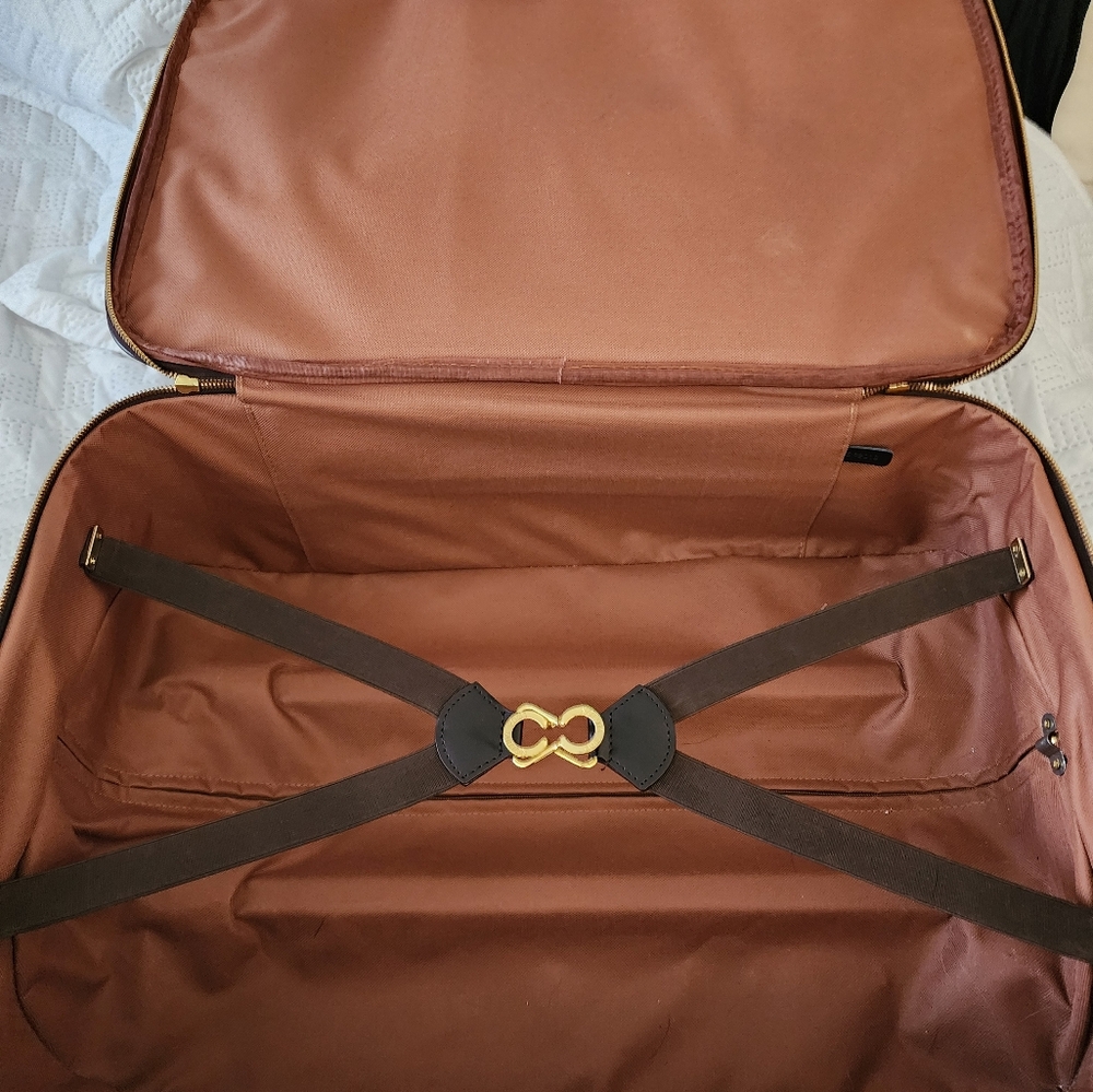 Carry On Luggage - Picture 5 of 10